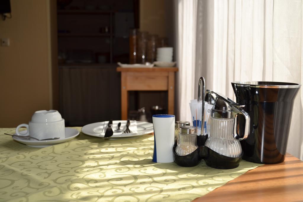 דיסלדורף Hotel Minerva Garni מראה חיצוני תמונה